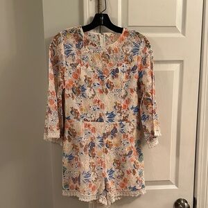 entro Delicate Floral Lace Fit & Flare Romper with Bell Sleeves & Zip Back-Small